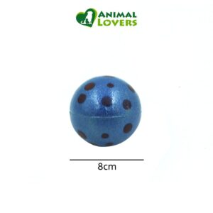 Ofertas 12 Pelota de Goma Mediana para Perros es una pelota saltarina de vibrante color azul. Ideal para jugar con tu mascota, puede llevarla con tus paseos al parque. Disfruta con este entretenido juguete para perros. Asegura la diversión.