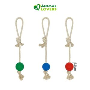 Ofertas Perros 16 La Pelota con Cuerda para Perro es el juguete ideal para mantener a tu mascota activa y entretenida. Este juguete versátil combina una pelota de goma dura con una cuerda resistente, permitiéndote jugar a lanzar la pelota o a los tirones. Con su diseño duradero y colores vibrantes, la Pelota con Cuerda para Perro es perfecta para ofrecer a tu perro una experiencia de juego estimulante y saludable.